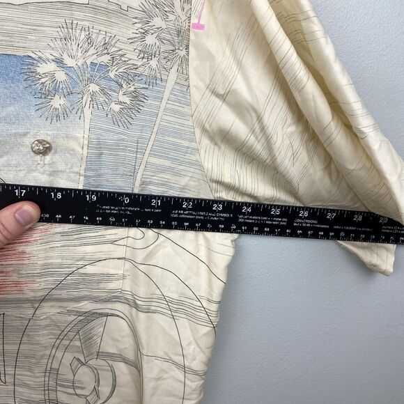 Tori Richard Shirt Mens Large Cream Red Race Car 30 Button Up Hawaiian Viscose - Picture 8 of 11